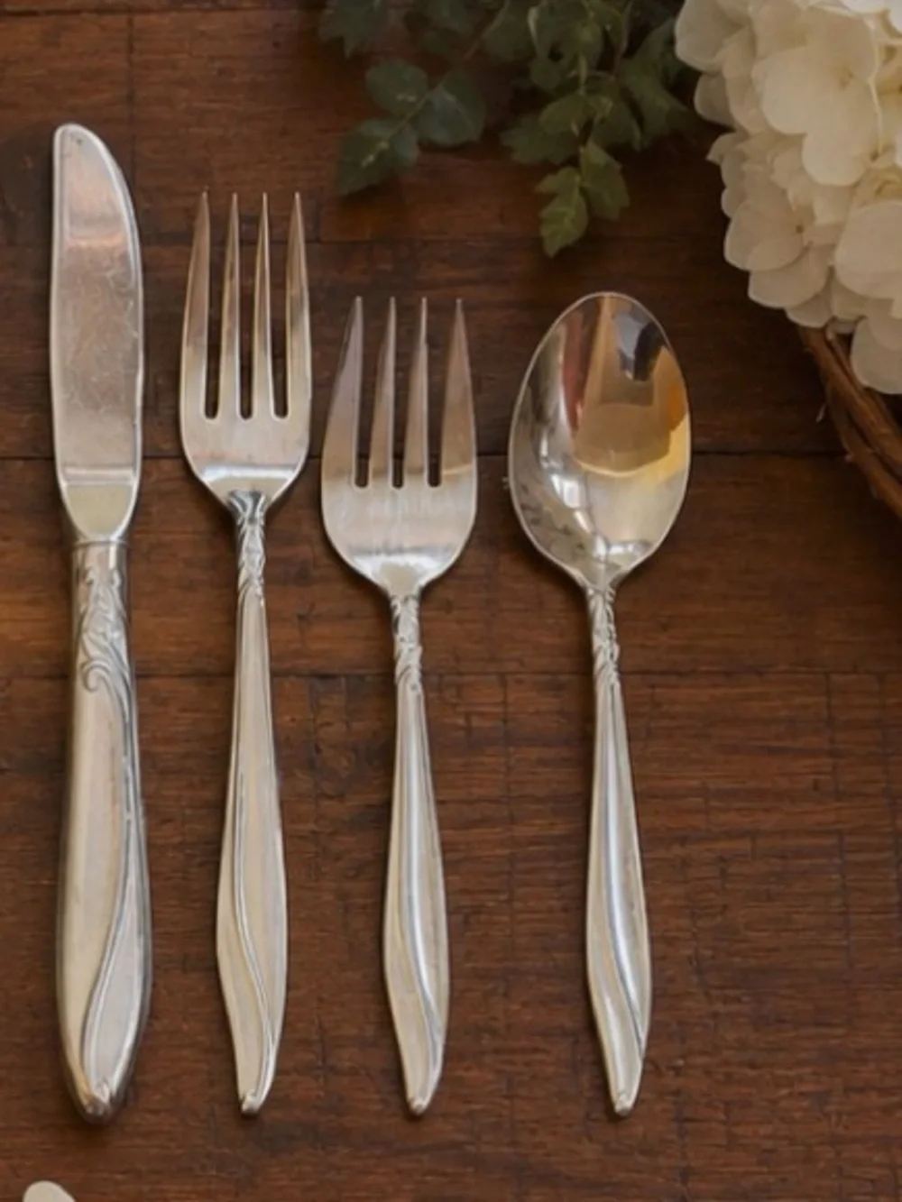 Vintage 1960s Imperial USA IMI18 Stainless Flatware – 16 Pc Service for 4